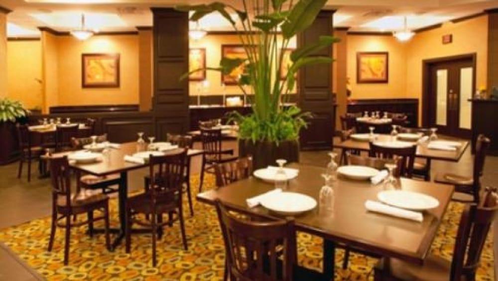 Delta Hotels By Marriott Columbia Northeast Esterno foto